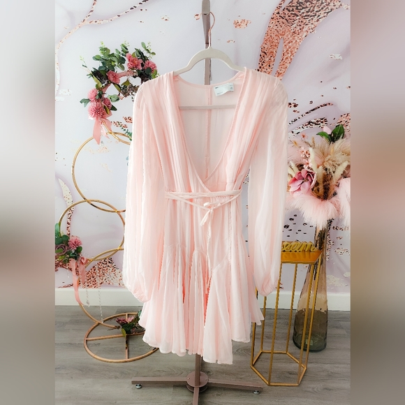 ASOS DESIGN Maternity wrap balloon sleeve mini dress with tie waist detail - Picture 6 of 6